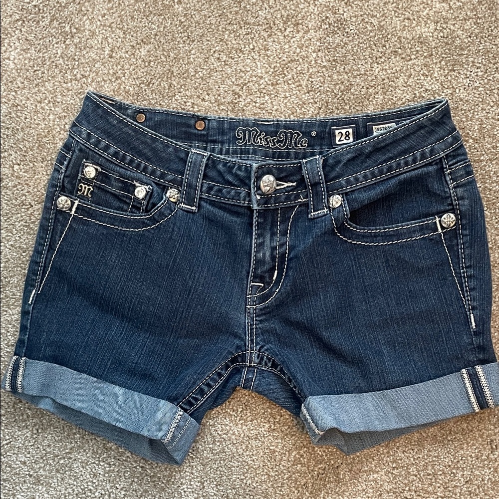 Miss Me Women's Indigo Jean Shorts size 26/28